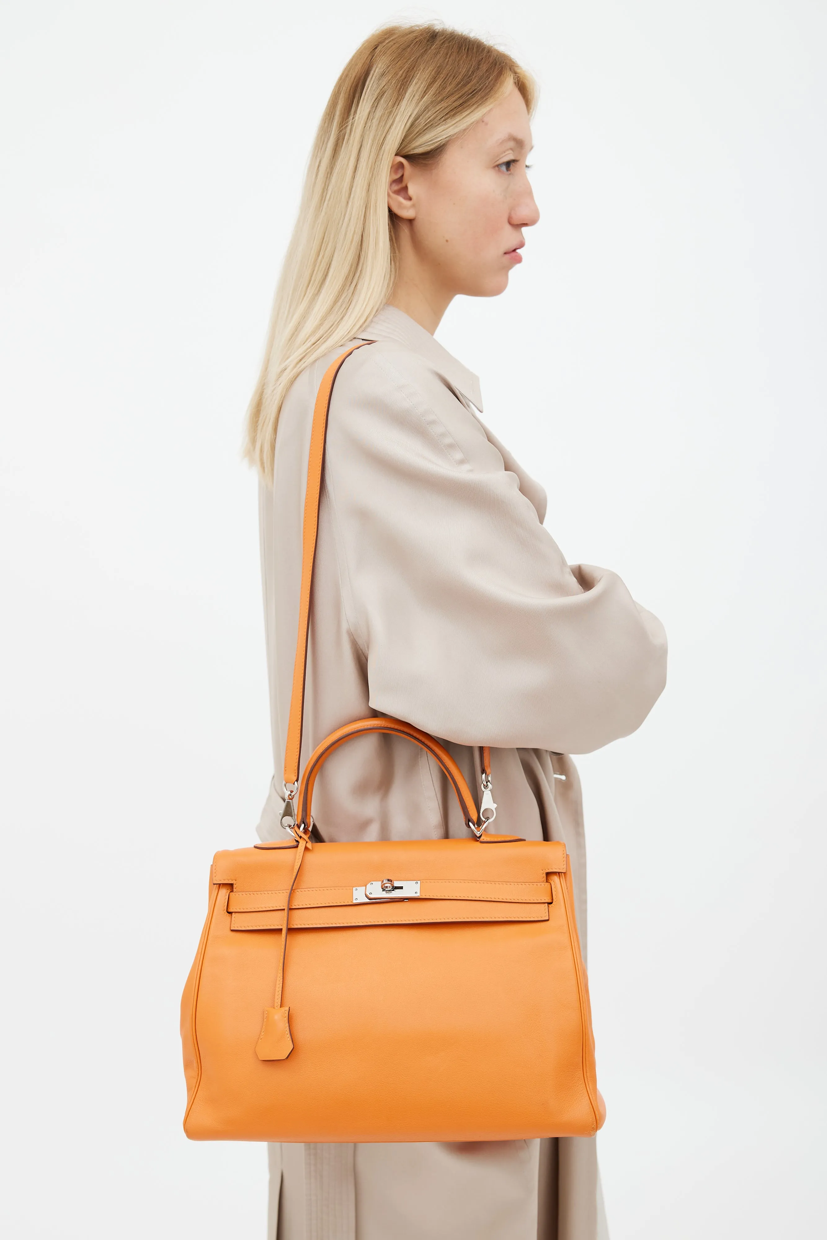 2011 Orange Retourne Kelly 35 Leather Bag