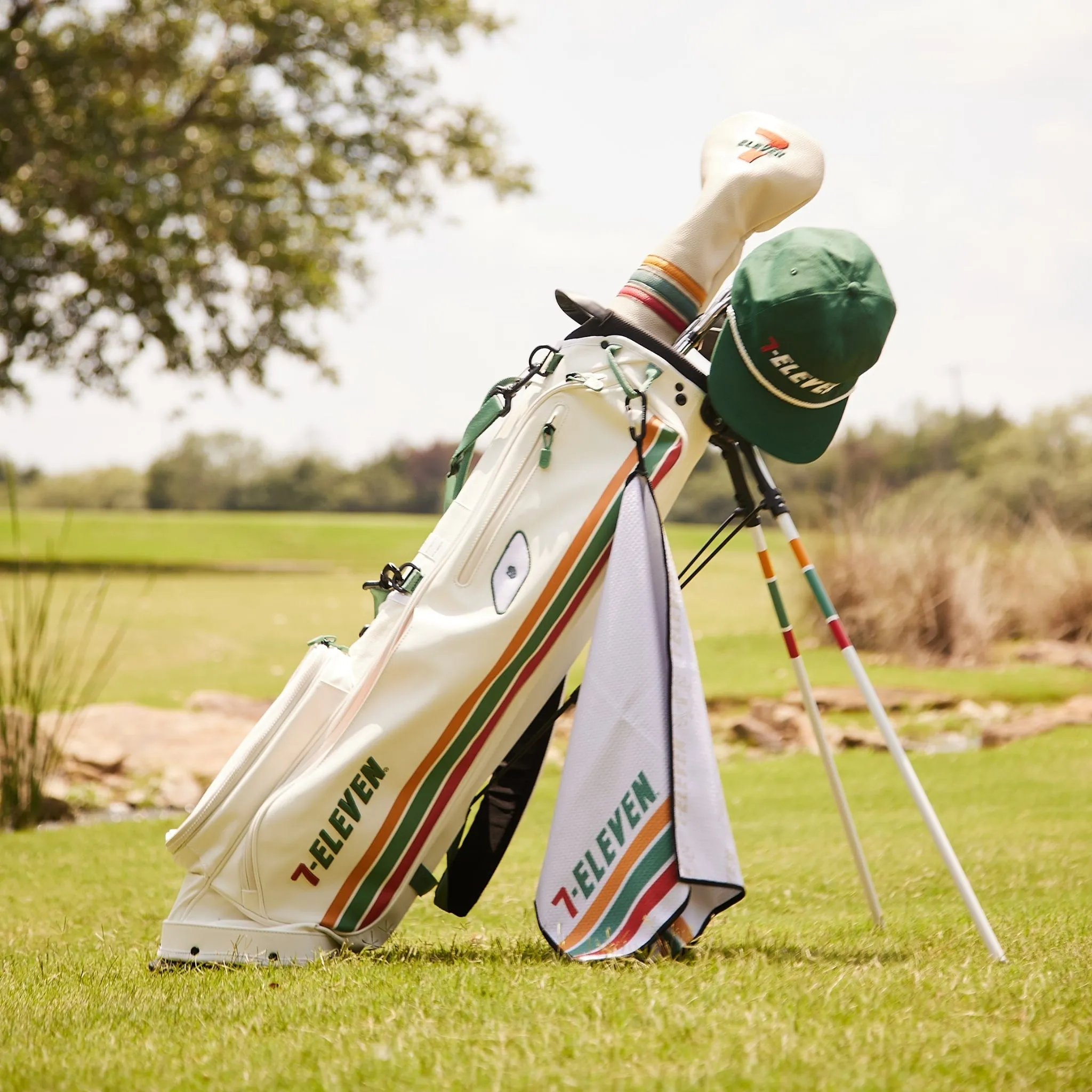 7-Eleven® Golf Bag by Sunday Golf