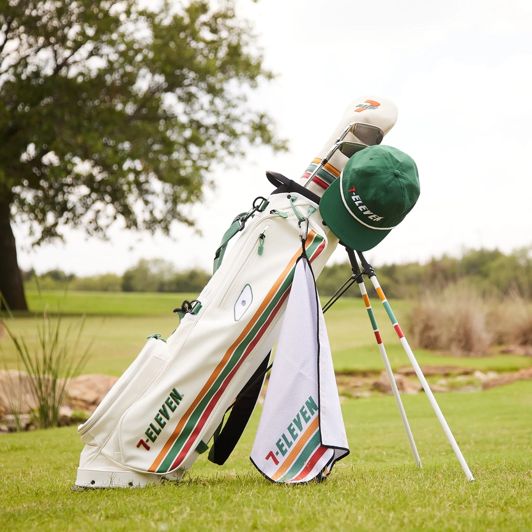 7-Eleven® Golf Bag by Sunday Golf