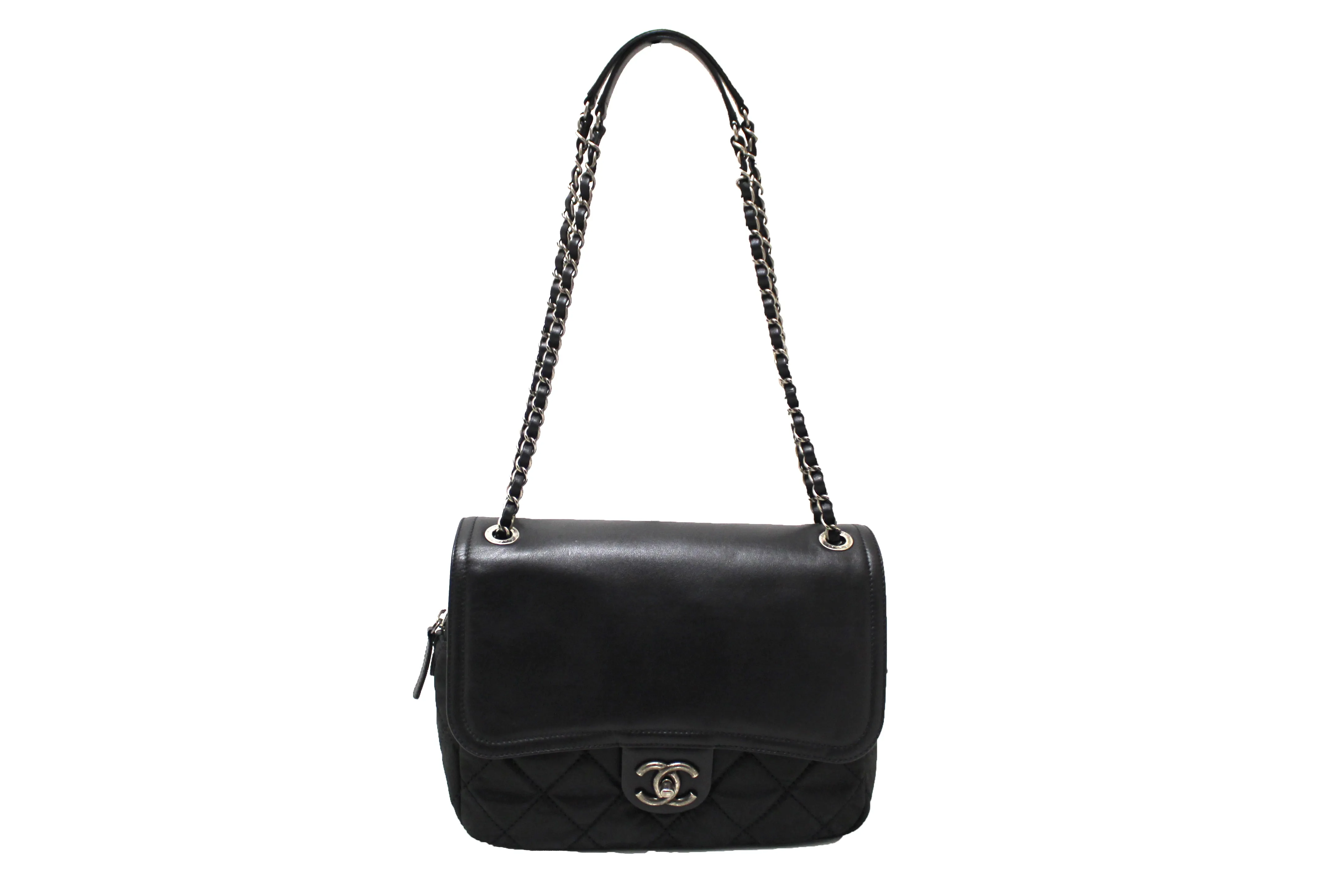 Authentic Chanel Black Irridescent Calfskin In The Mix Shoulder Crossbody bag