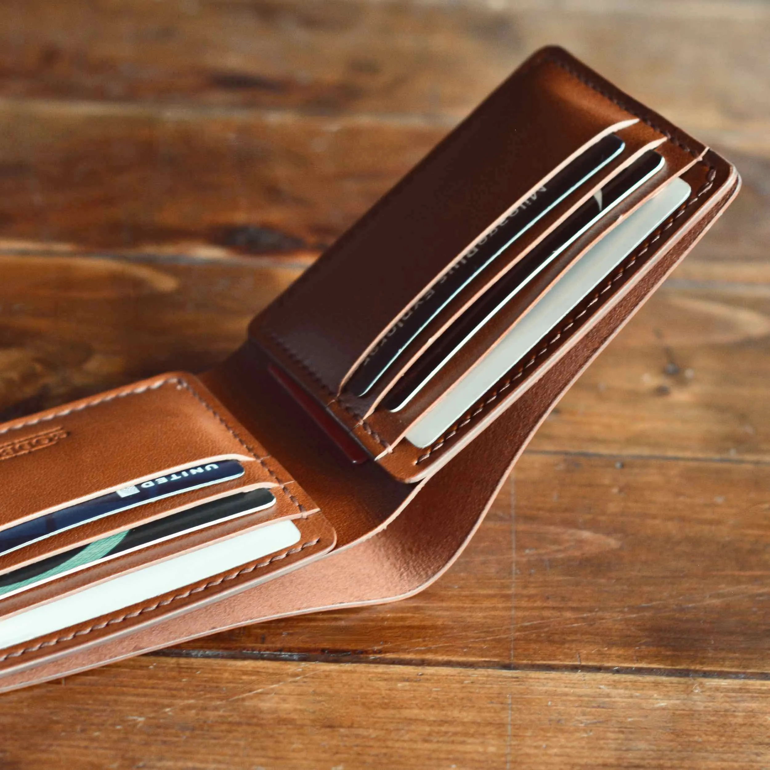 Classic Wallet - Chestnut