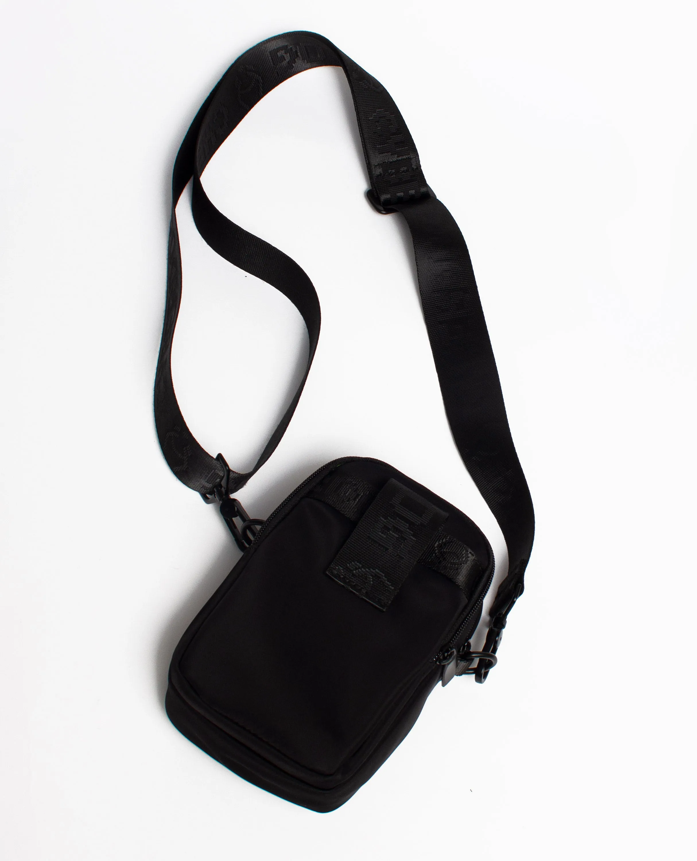 CROSS BODY RAVE BAG