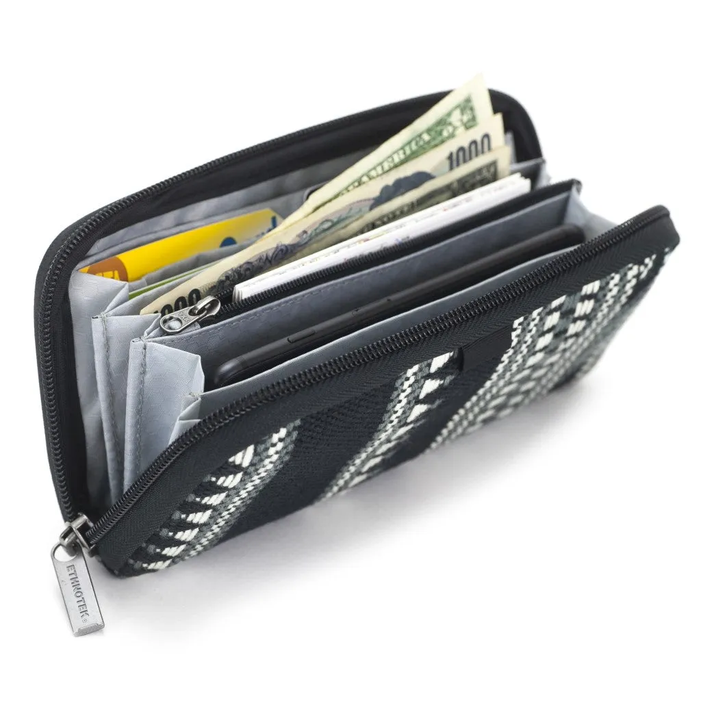 Free Chiburi Wallet - Guatemala 1