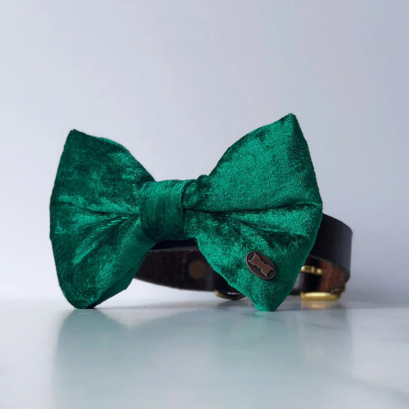 Gracious Green Velvet Dog Bow Tie