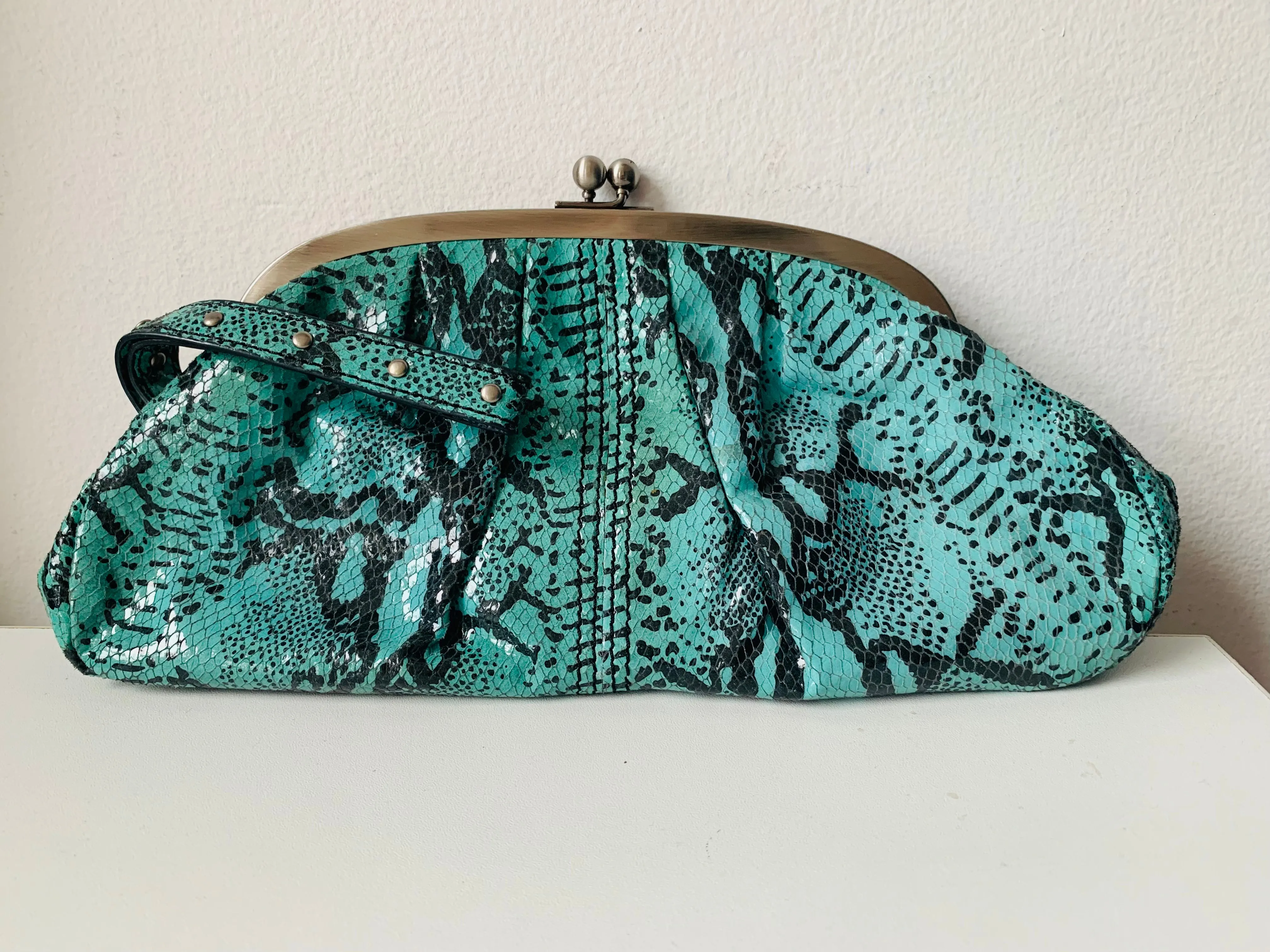 Kenneth Cole Reaction Aqua/Black Snakeskin Clutch/Wristlet