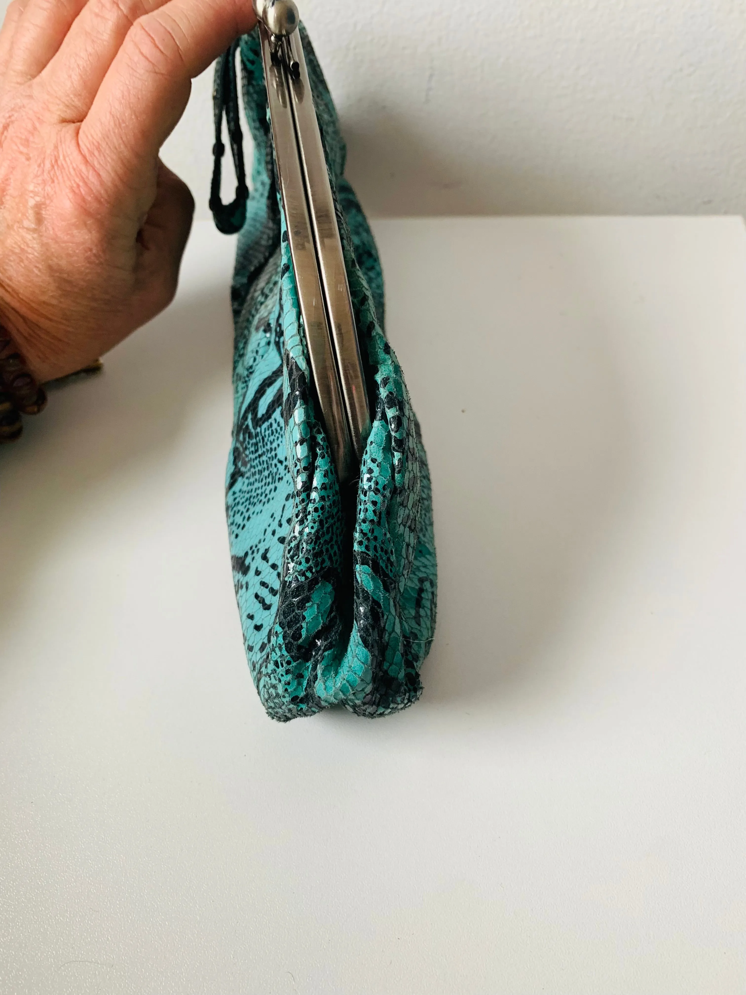 Kenneth Cole Reaction Aqua/Black Snakeskin Clutch/Wristlet