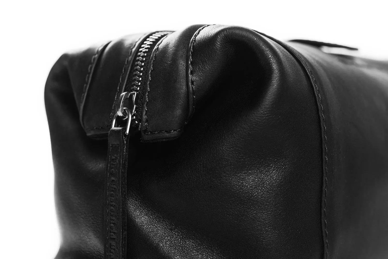 Leather Toiletry Bag Black Vince