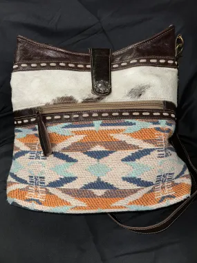 Myra Bag: "SUN SERAPE SHOULDER BAG"