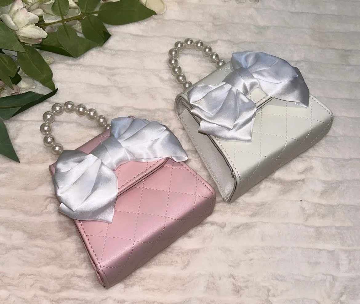 Pearl handle small bow bag