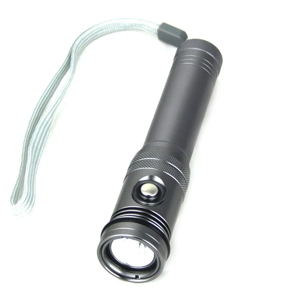 Promate Scuba Dive Light Flashlight Night Dive Torch Underwater 700 Lumens - DL670