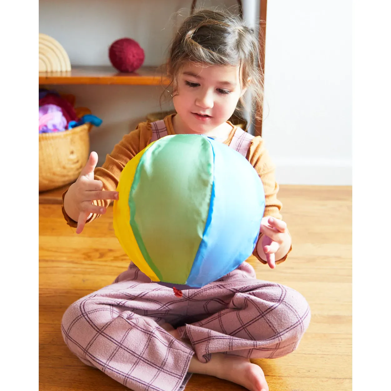 Sarah's Silks Rainbow Balloon Ball