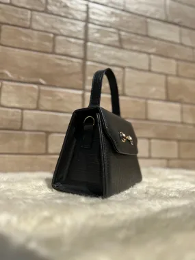 Versatile Amphibian Mini Bag -black color’