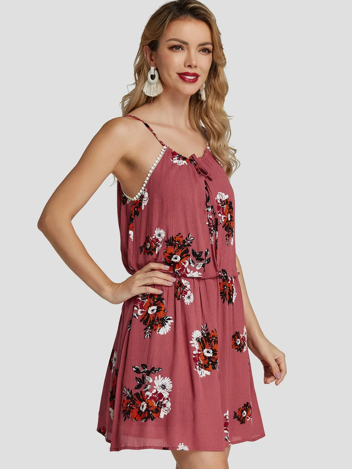 Wholesale Red Round Neck Sleeveless Floral Print Spaghetti Strap Self-Tie Mini Dresses